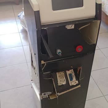 Kırılan Lazer Epilasyon Cihazı Ve 3.500 TL Kargo Ücreti İadesi Talebi