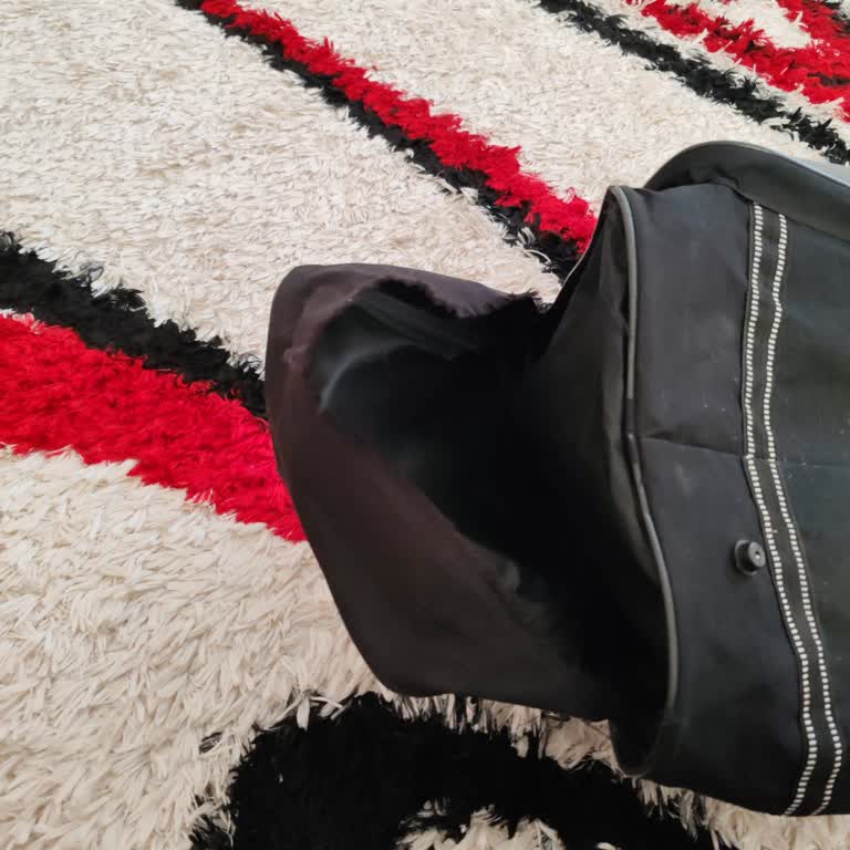 Yırtılan Bagaj, Kayıp Eşyalar Ve Cevapsız Müşteri Hizmetleri