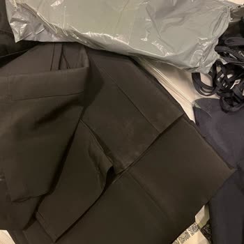 Defolu Pantolon Ve Yanıtsız İade Süreci