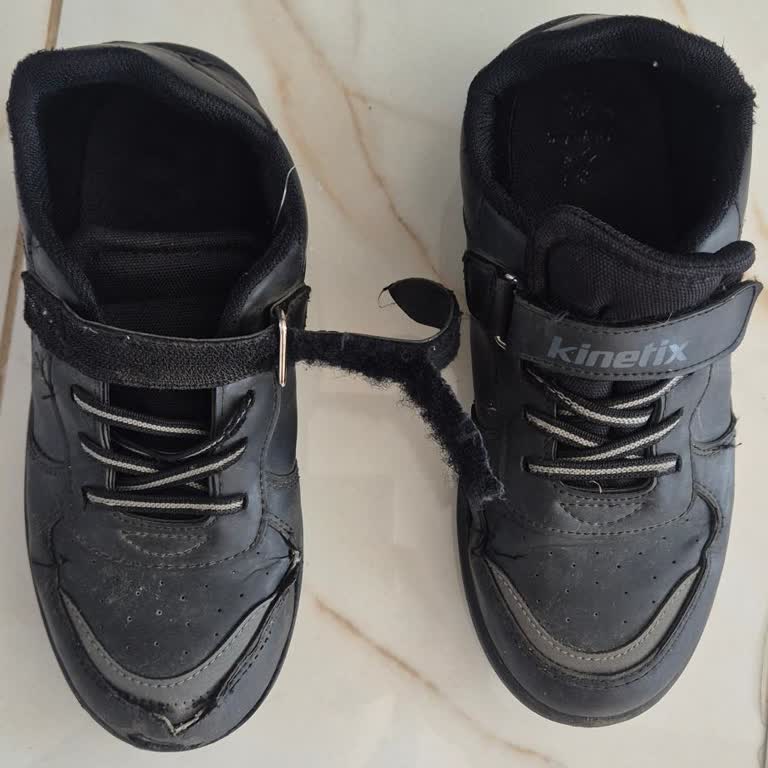 Kinetix Çocuk Ayakkabısının Hızlı Bozulması Ve Değişim Talebi
