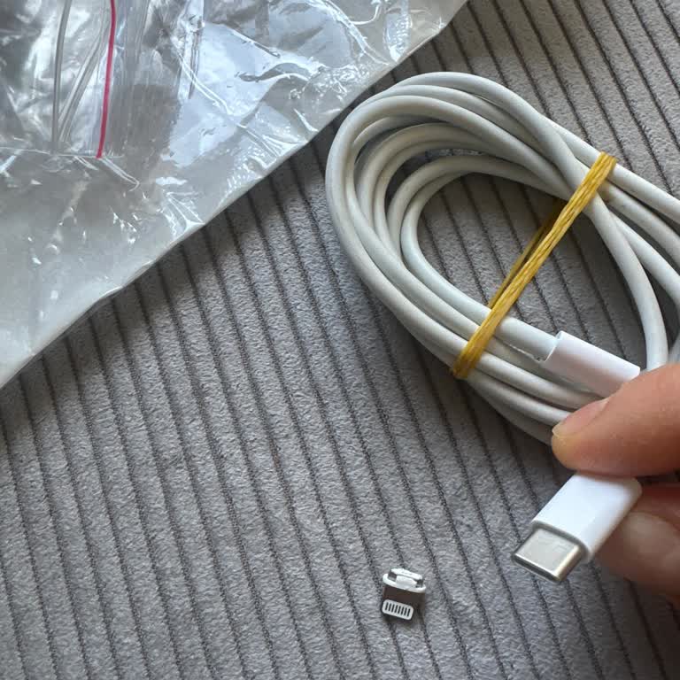 Media Markt'tan Alınan Apple Kablosunun Garanti Kapsamı Kullanıcı Hatası Olarak Değerlendirilmesi