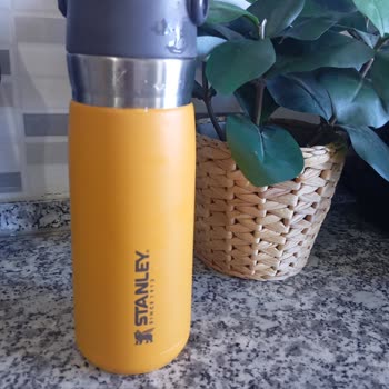 Stanley Termosunda Paslanma Ve Boya Dökülmesi Çocuk Sağlığını Tehdit Ediyor