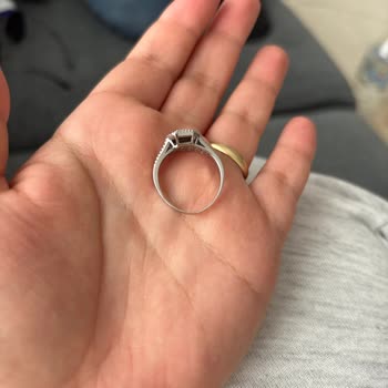 Yüzüğüm Aynı Yerden Kırıldı, Servis Süreci Uzun Ve Belirsiz