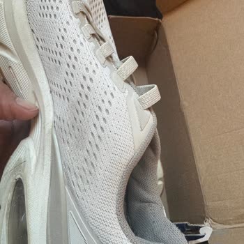 Skechers Ayakkabı Tabanı Deformasyonu Ve Mağaza Sorumluluk Reddi