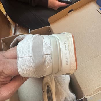 Skechers Ayakkabısında Üretim Hatası İddiası Ve Mağaza Açıklaması