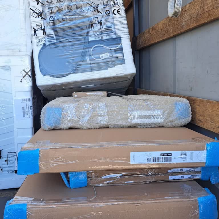 İKEA Mobilya Teslimatı İçeri Taşınmadı Ve Nakliye Ücreti Boşa Ödendi