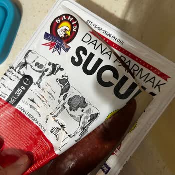 Şahin Sucukta Plastik Parça Bulunması Gıda Güvenliğini Tehdit Ediyor