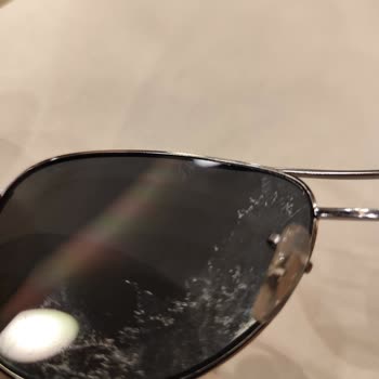 Rayban Gözlük Lens Filminde Çözülme Ve Garanti Reddi