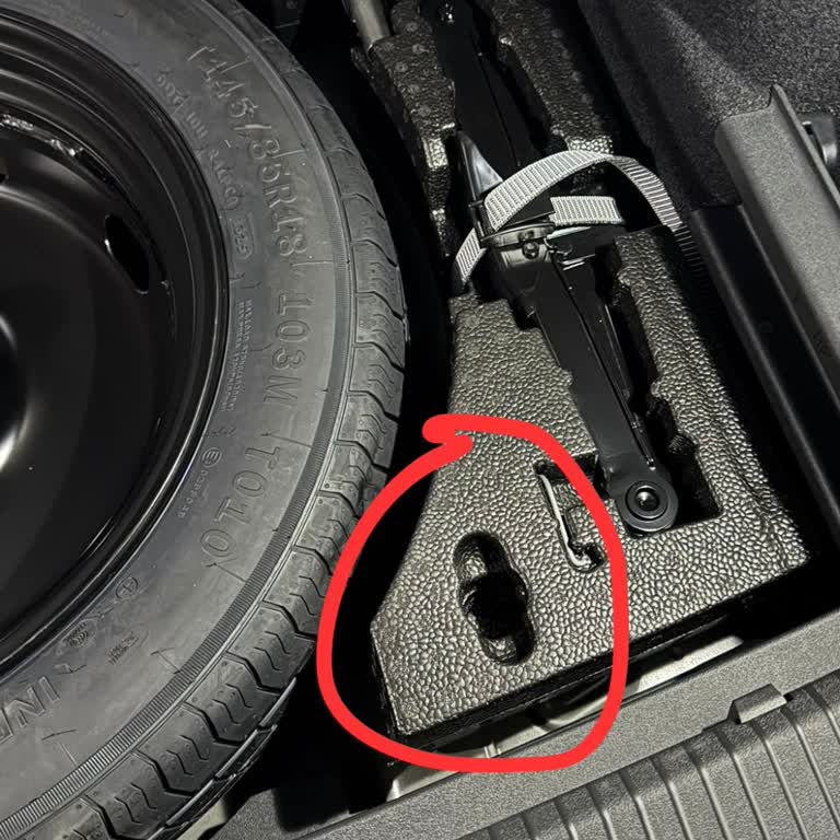 Araç Tesliminde Şifreli Bijon Eksikliği, Bayinin Sorumluluk Reddi Ve Ücret Talebi