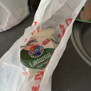 Patlamış Yoğurt, Yoğurda Bulanmış Tavuk Ve Kırık Yumurta İçin İade Talebi