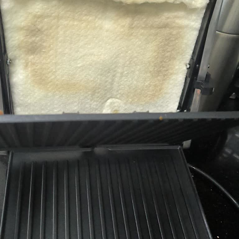 Karaca Homend Tost Makinesinde Güvenlik Sorunu Ve Servis Desteği Bulamama