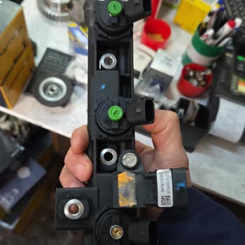 Dacia Sandero Stepway Enjektör Rampası Çatlaması Ve Aşırı Parça Fiyatı