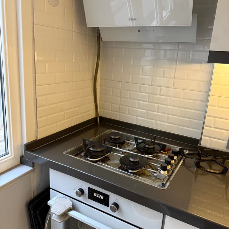 Teka Ankastre Ocak Camının Ani Patlaması Ve Ücretsiz Değişim Talebi