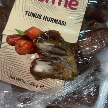 Şok Market’ten Alınan Hurma İçinde Kurtlar Bulundu