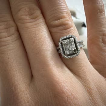 Yüksek Fiyatlı Yüzüğümde Sürekli Taş Düşmesi Ve Haksız Ücretlendirme