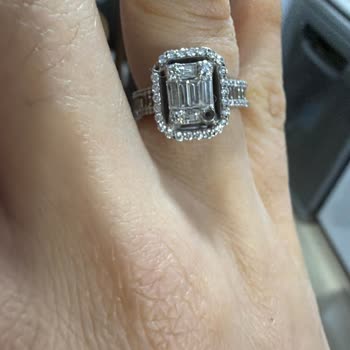 Yüksek Fiyatlı Yüzüğümde Sürekli Taş Düşmesi Ve Haksız Ücretlendirme