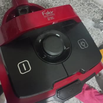 Garanti Altındaki Süpürge Tekerleği Kırıldı, Ücretsiz Değişim Talebi