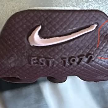 Üst Üste Kusurlu Nike Ayakkabı Gönderimi Ve Telafi Talebi