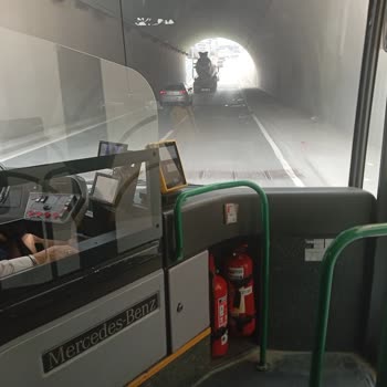 Esenyurt Tünelindeki Mazgallar Nedeniyle Otobüslerde Şiddetli Sallanma Ve Güvenlik Riski