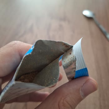 Eleve İlaç İkinci Aldığım Üründe Ribozun Rengi Beyaz Ya Da Hafif Sarı Olması Gerekirken Kahverengi