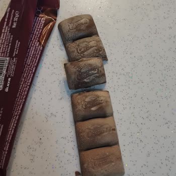 Ülker Çikolatalarında Renk Bozulması Ve Güven Sorunu Tekrar Yaşandı