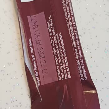 Ülker Çikolatalarında Renk Bozulması Ve Güven Sorunu Tekrar Yaşandı