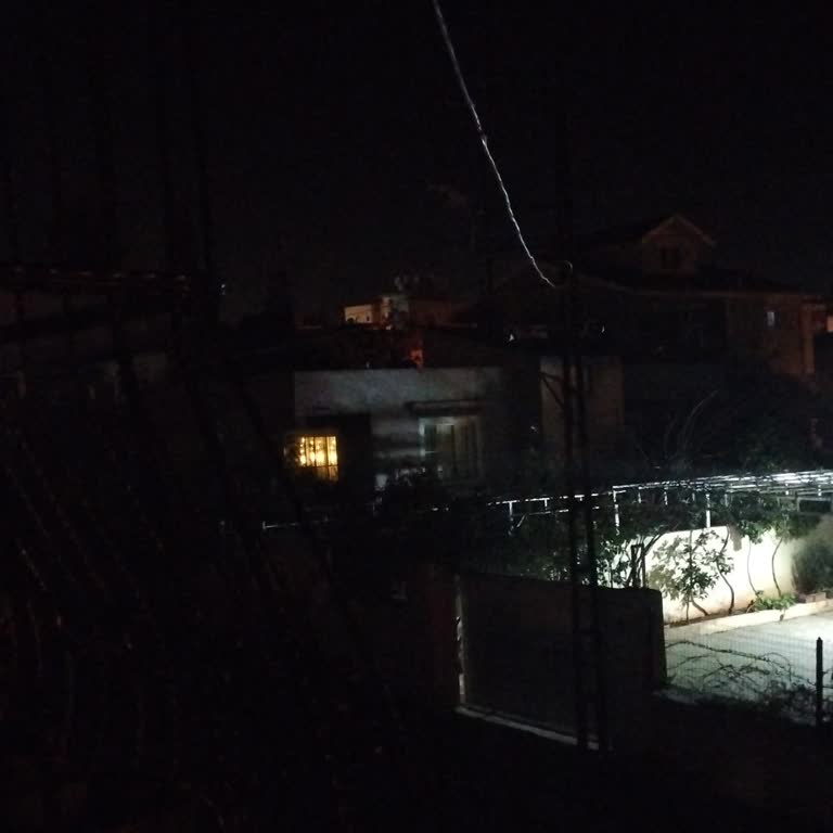 Hatay Değirmen Kaşı Mahallesinde Sokak Lambası Yanmıyor, Güvenlik Endişesi Oluşturuyor