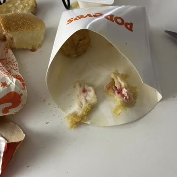 Kanlı Ve Çiğ Tavuklar Nedeniyle Gıda Güvenliği Şikayeti