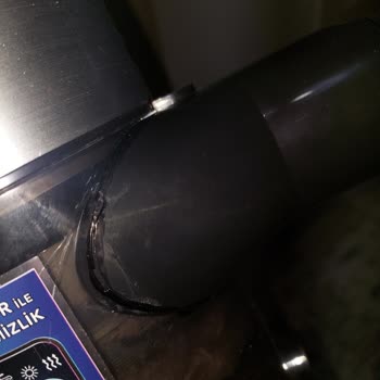 Garanti Kapsamındaki Arnica Süpürge Bağlantı Parçası Kırıldı Ve Kalitesiz Tamir