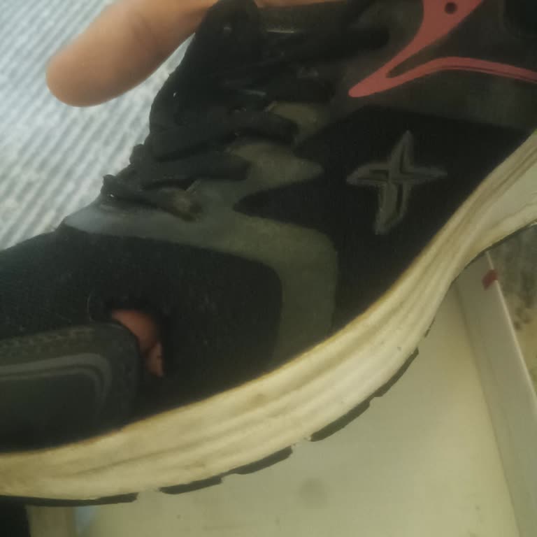 Kısa Sürede Ön Kısmı Yırtılan Ayakkabının Kullanıcı Hatası Kararına İtiraz Ve Değişim Talebi