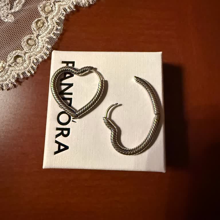 Pandora Kapasite Bakırköy Mağazasında Sürekli Temassız Küpe Sorunu Ve Kalıcı Çözüm Talebi