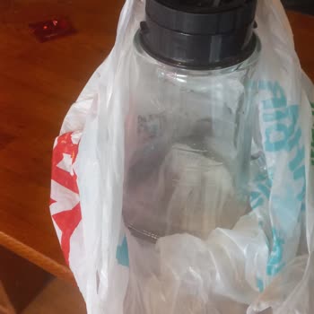 Electrolux Buz Kırıcı Sürahisi Çatladı, Yetkili Servisle İletişim Sağlanamıyor