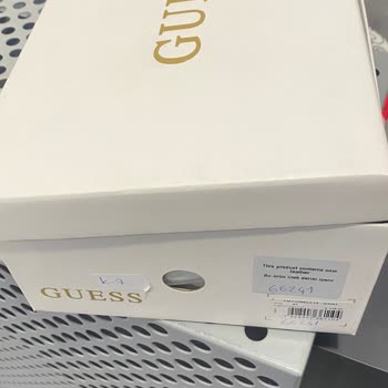 Az Kullanıma Rağmen Deforme Olan Boyner Guess Ayakkabısının İade Reddi