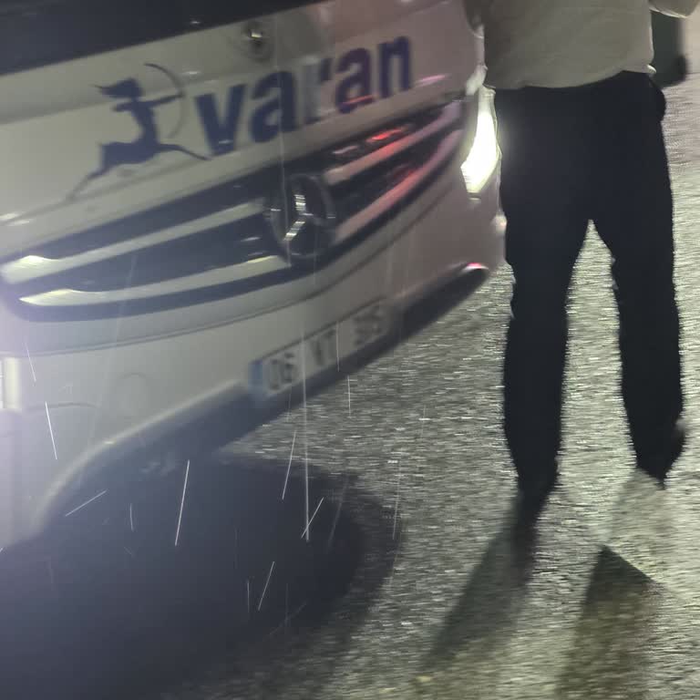 Şoförün Kaza Ve Yanlış Rota Seçimiyle Genç Yolcunun Mağduriyeti