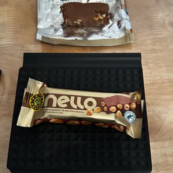 Ambalajdaki 33 Gram Yazılı Olmasına Rağmen 25 Gram Gelen Çikolata Kırık Ve Eksik