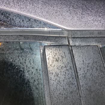 Peugeot 2008 Arka Cam Fitillerinde Kronik Yırtılma Sorunu