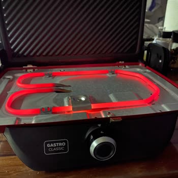 Karaca Züccaciye Tost Makinesi 10 Gün Bile Olmadan Arıza Verdi Ve Çalışmaz Hale Geldi