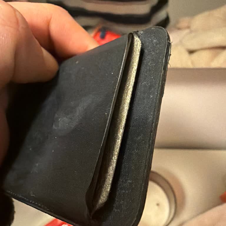 Apple MagSafe Kılıfı Kısa Sürede Deforme Oldu, Değişim Ve İade Talebi