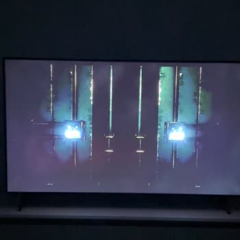 Kurulum Sonrası TV Üst Bölümünde Aydınlanma Sorunu Ve Servisin Normal Olduğu İddiası