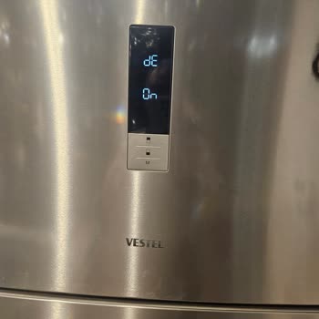 Vestel Buzdolabında Sürekli De-ON Hatası Ve Ürün Değişimi Talebi