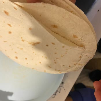 Lavaşların Yapışkan Ve Plastik Gibi Olması Tüketici Güvencesini Sarsıyor