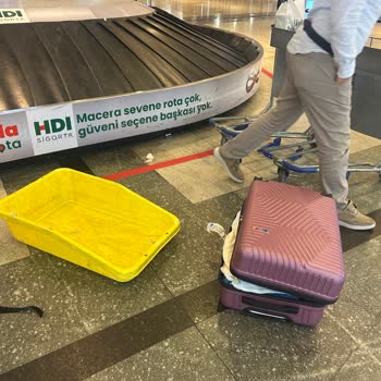 Ajet Uçuşu Sonrası Sabiha Gökçen'de Hasarlı Bagaj Ve Rapor Eksikliği