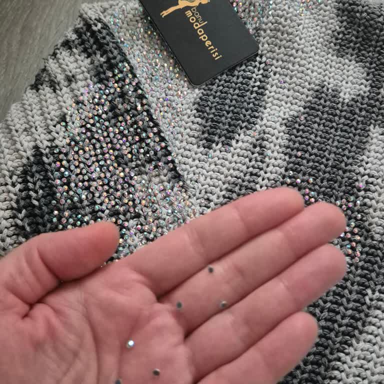 Banu Moda Perisi Ayıplı Taşlı Kazak, Değişim Reddi Ve Kaba Mağaza Sahibiyle Yaşadığım Mağduriyet