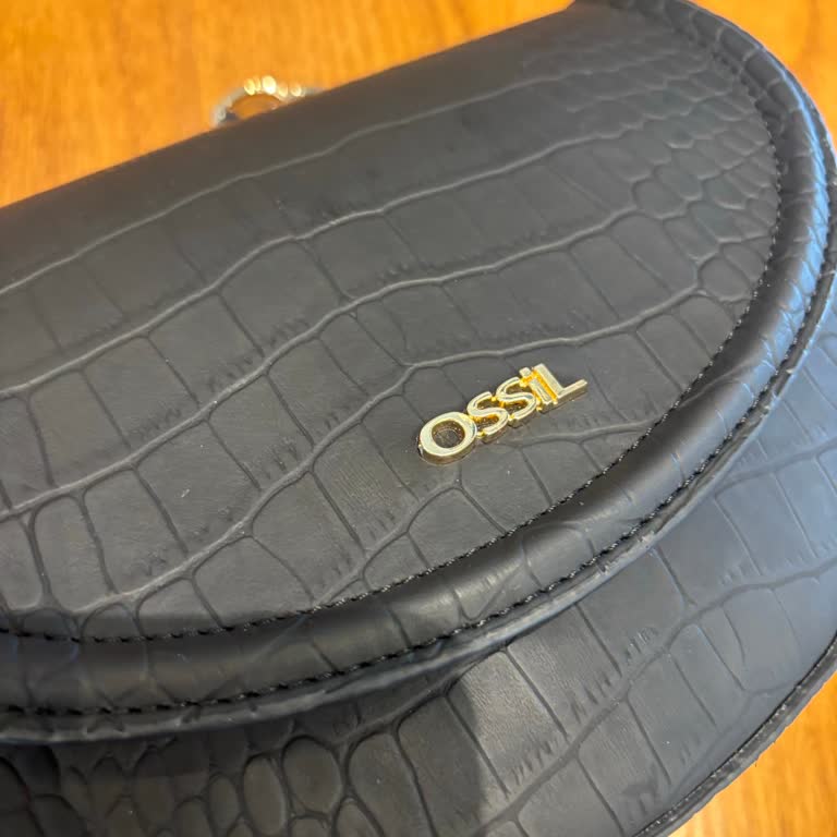 Boyner'den Aldığım Fossil Çantada Logonun Düşmesi