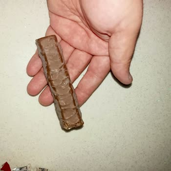 Geçerli Son Kullanma Tarihli Tadelle Çikolatasının Bozulması