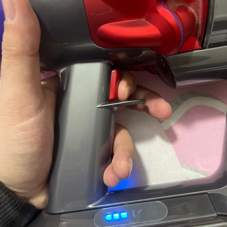 Dyson V10 Origin Süpürge Ana Gövde Arızası İçin Ücretsiz Değişim Talebi