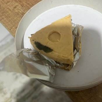 Gökkuşağı Markette Karper Biberli Peynir Yerine Yanlış Ürün Çıktı