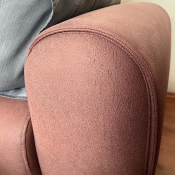 Pati Dostu Koltuk Takımı Hızla Çiziklerle Bozuldu, Değişim Ve İade Talebi