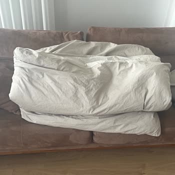 İdaş Çekmeköy Şubesindeki Yorgan Ve Alez Kalitesiz, Değişim İstiyorum