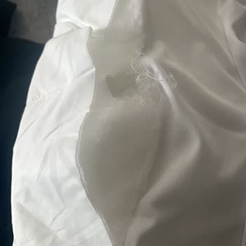 İdaş Çekmeköy Şubesindeki Yorgan Ve Alez Kalitesiz, Değişim İstiyorum